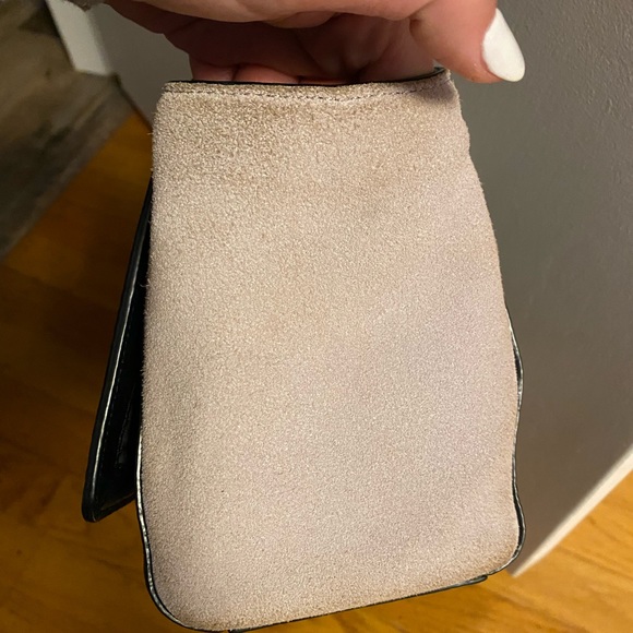 Kate Spade Cross Body Purse w/ wristlet wallet - Picture 4 of 8